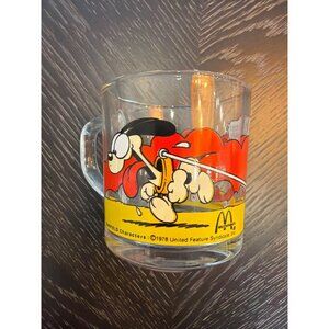Vintage 1978 McDonalds Garfield & Odie Glass Mug With Skateboarding Comic Art 3.
